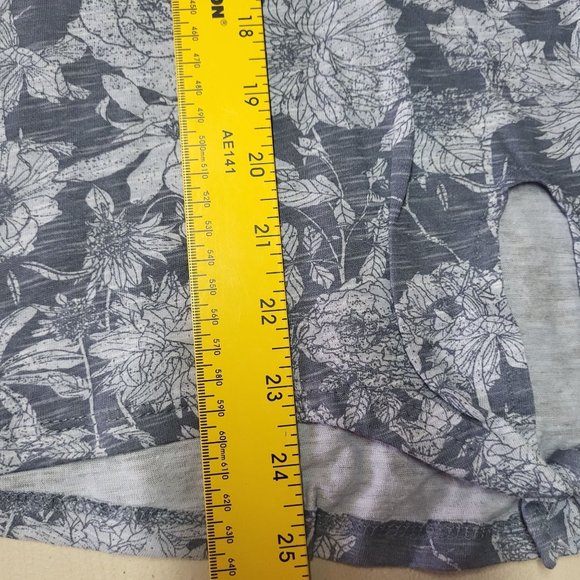 New Sweatshirt Project Women's Small Shirt Blue Floral Blouse Short Sleeve‎ Top - Picture 13 of 13